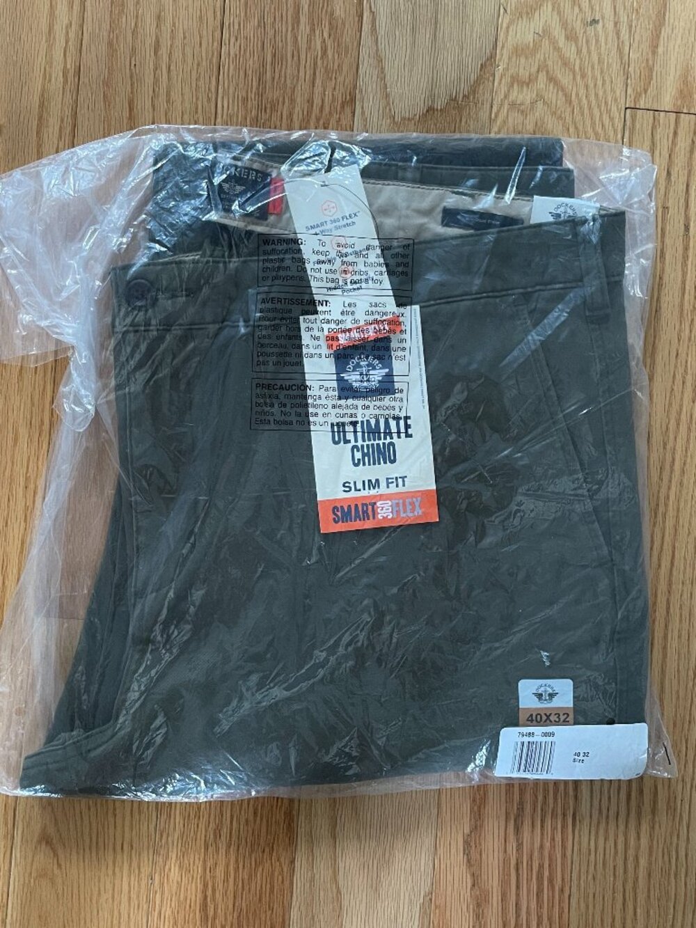 NWT Dockers Ultimate Chino Slim Fit 40x32